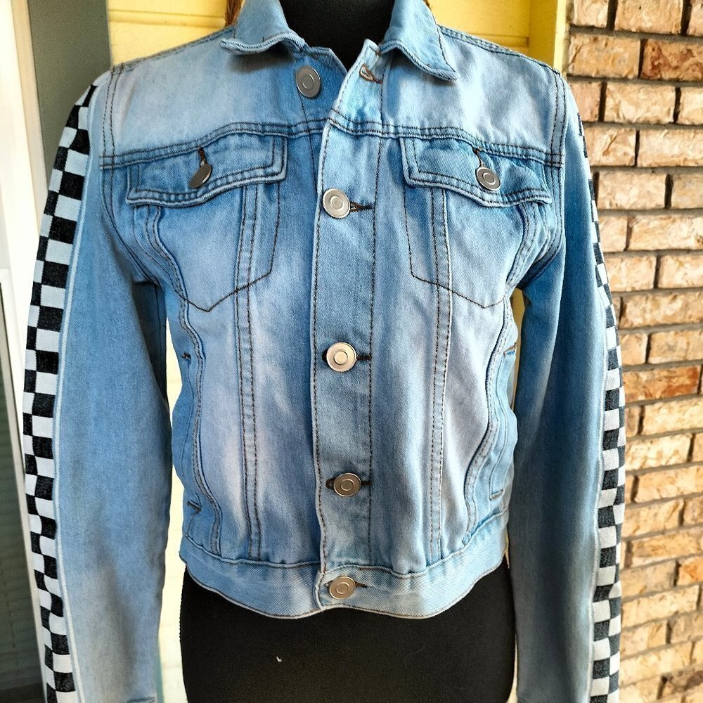 779) Rue 21 Jean jacket size M
